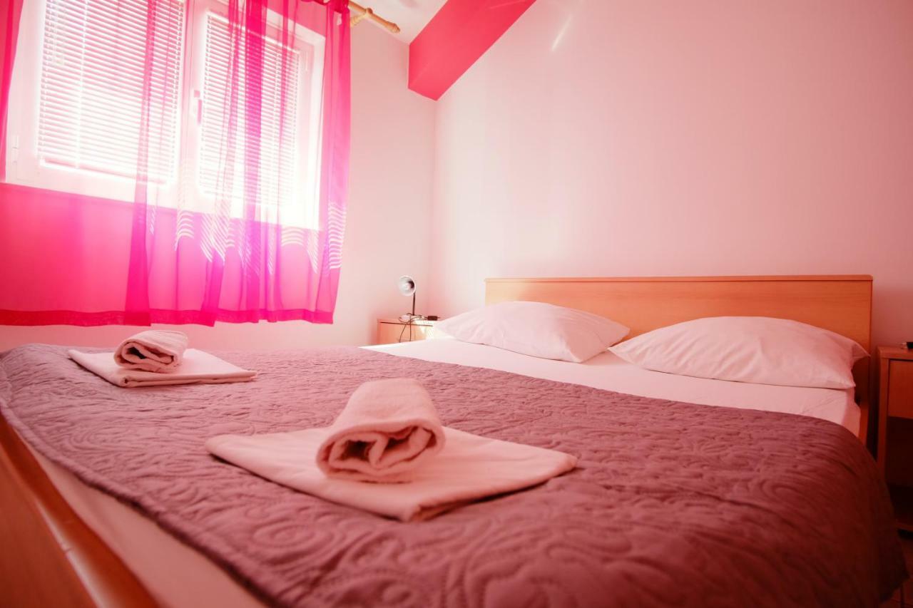 Apartment Gordana Drage Esterno foto