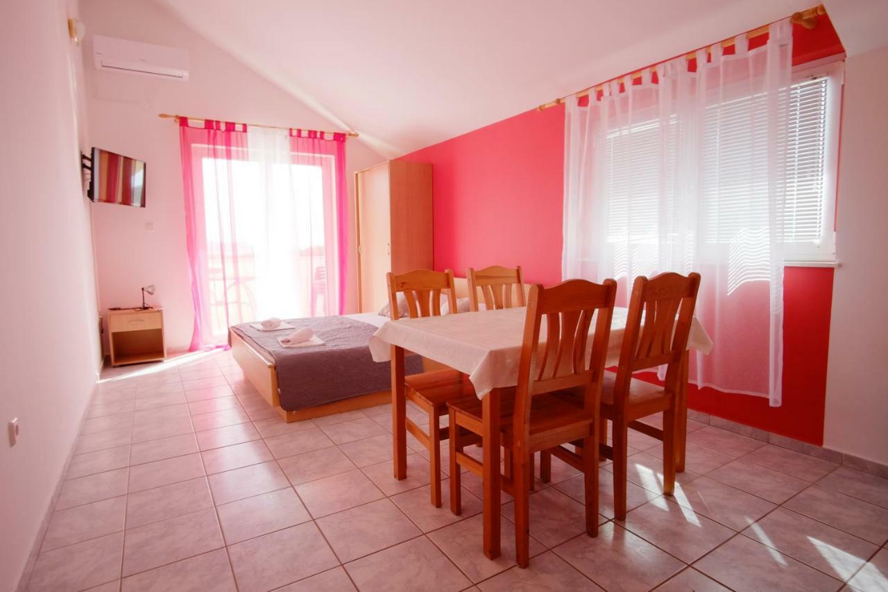 Apartment Gordana Drage Esterno foto
