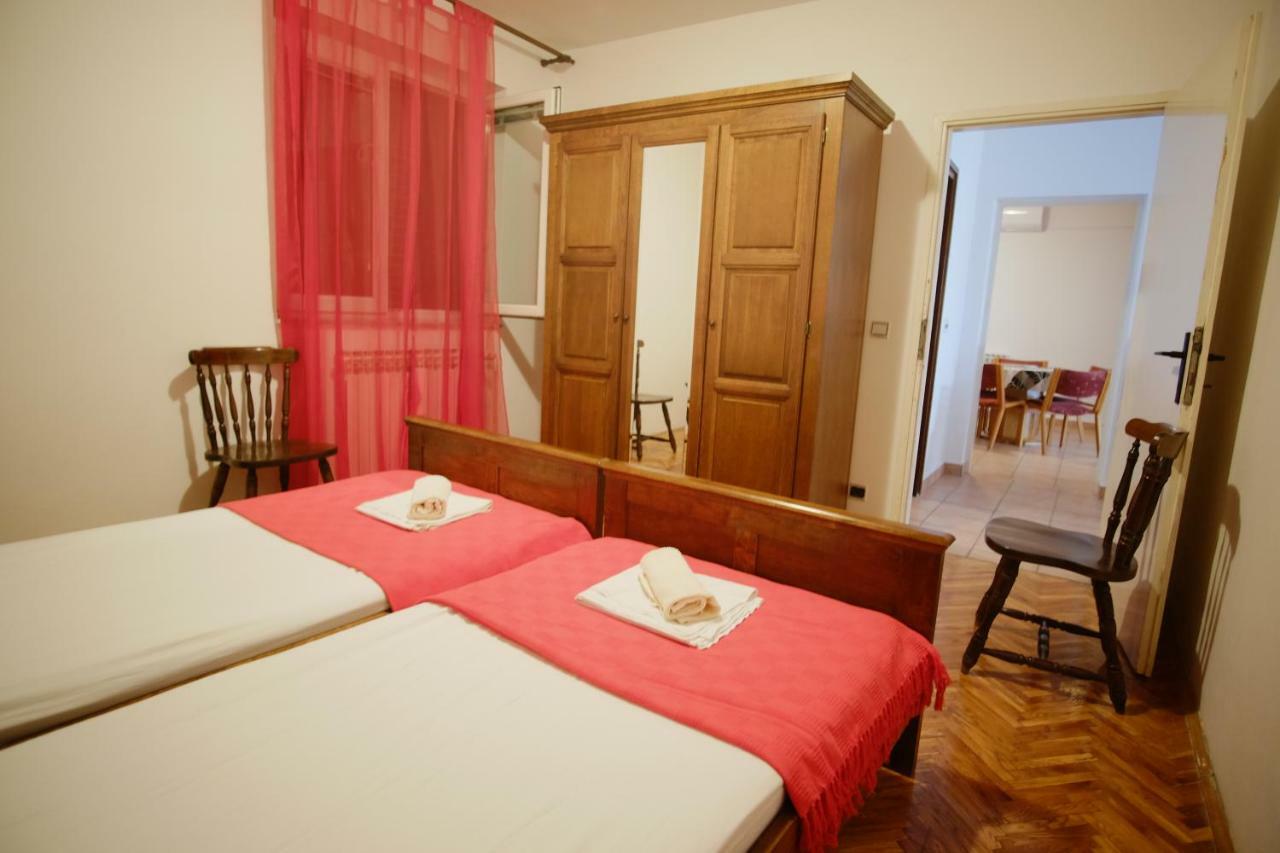 Apartment Gordana Drage Esterno foto