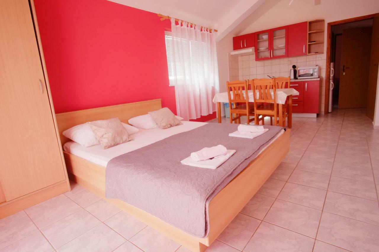 Apartment Gordana Drage Esterno foto